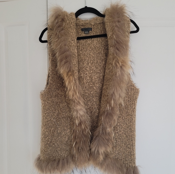 Rudsak Raccoon Fur Hooded Vest, Size M/L - Picture 3 of 16